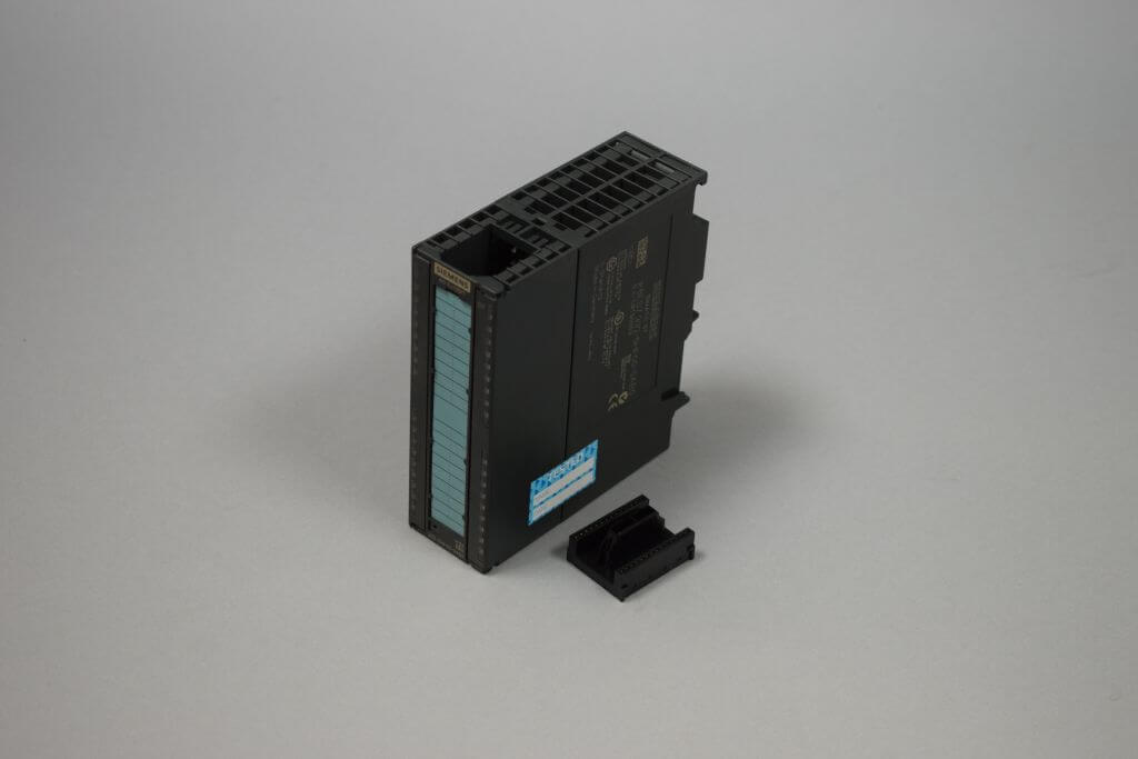 6ES7332-5HF00-0AB0